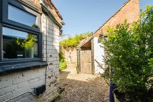 Photo 20- click for photo gallery